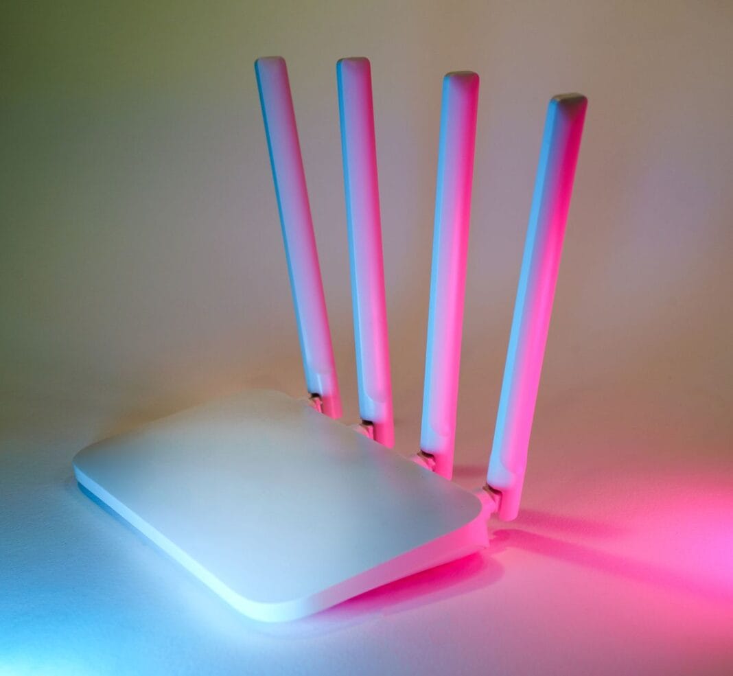 Bezpieczeństwo w smart home jak chronić sieć Wi Fi i dane z kamer w czasach rosnących cyberataków Bezpieczeństwo w smart home jak chronić sieć Wi Fi i dane z kamer w czasach rosnących cyberataków